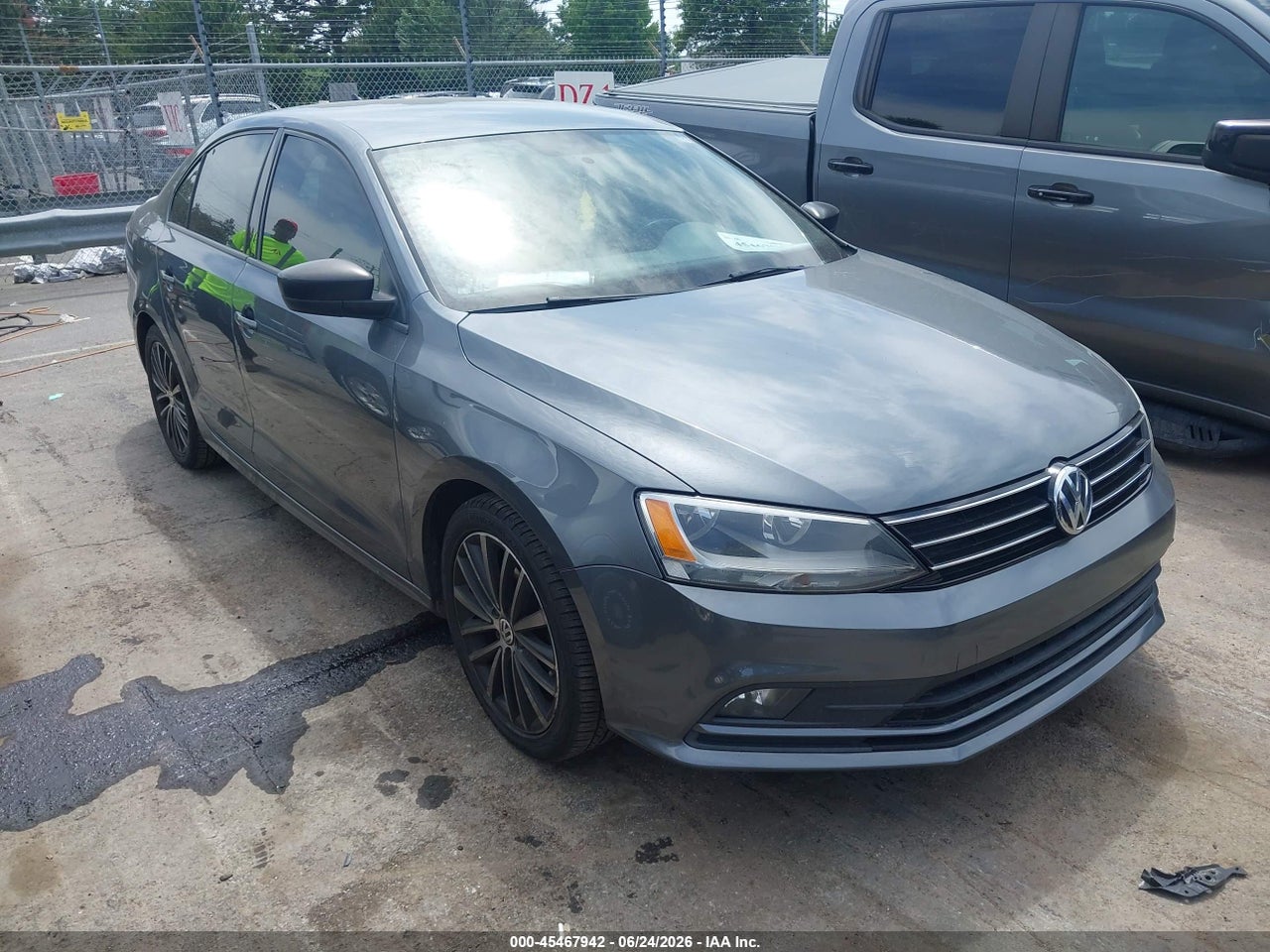 3VWD17AJ4GM****** · 2016 VOLKSWAGEN JETTA 1.8T SPORT