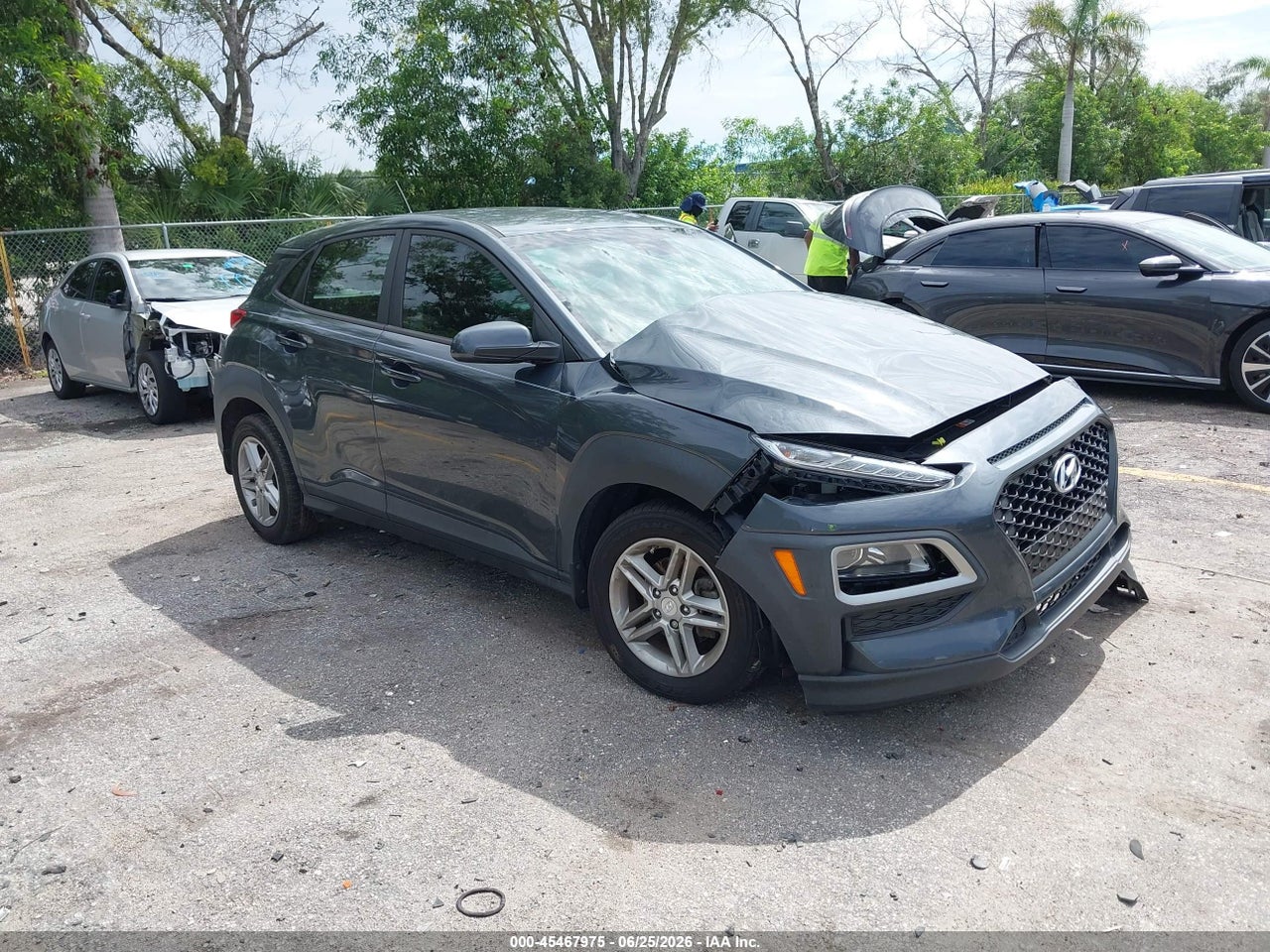KM8K12AA2KU****** · 2019 HYUNDAI KONA SE