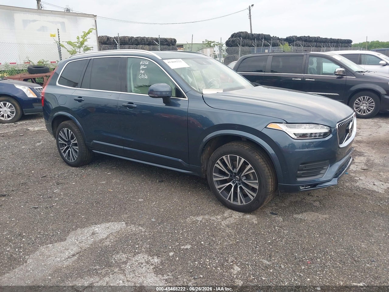 YV4102PK7M1****** · 2021 VOLVO XC90 T5 MOMENTUM 7 PASSENGER
