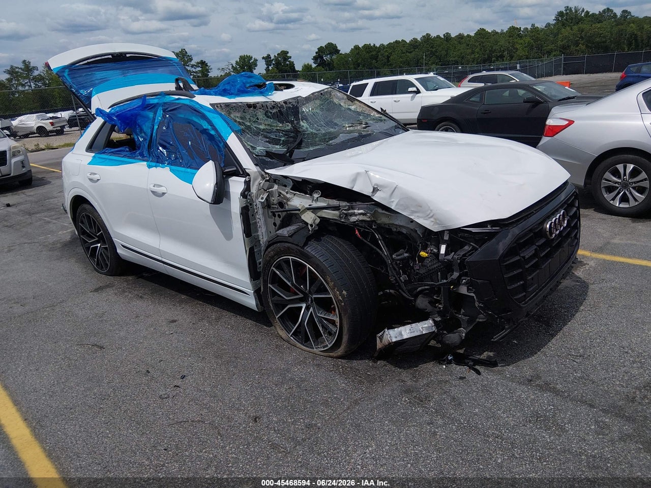 2020 AUDI Q8 PREMIUM PLUS 55 TFSI QUATTRO TIPTRONIC · 3/10