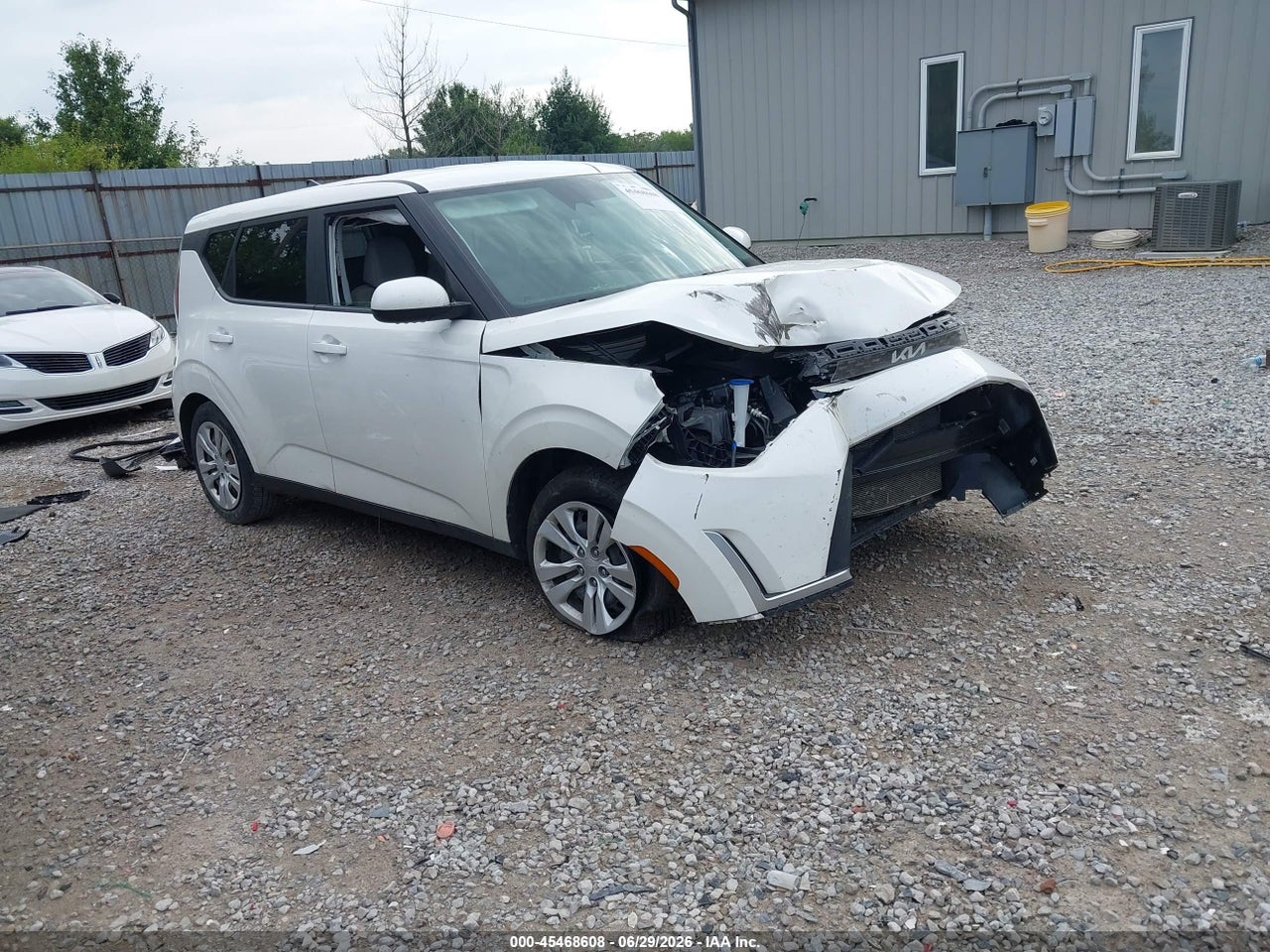 KNDJ23AU6P7****** · 2023 KIA SOUL LX