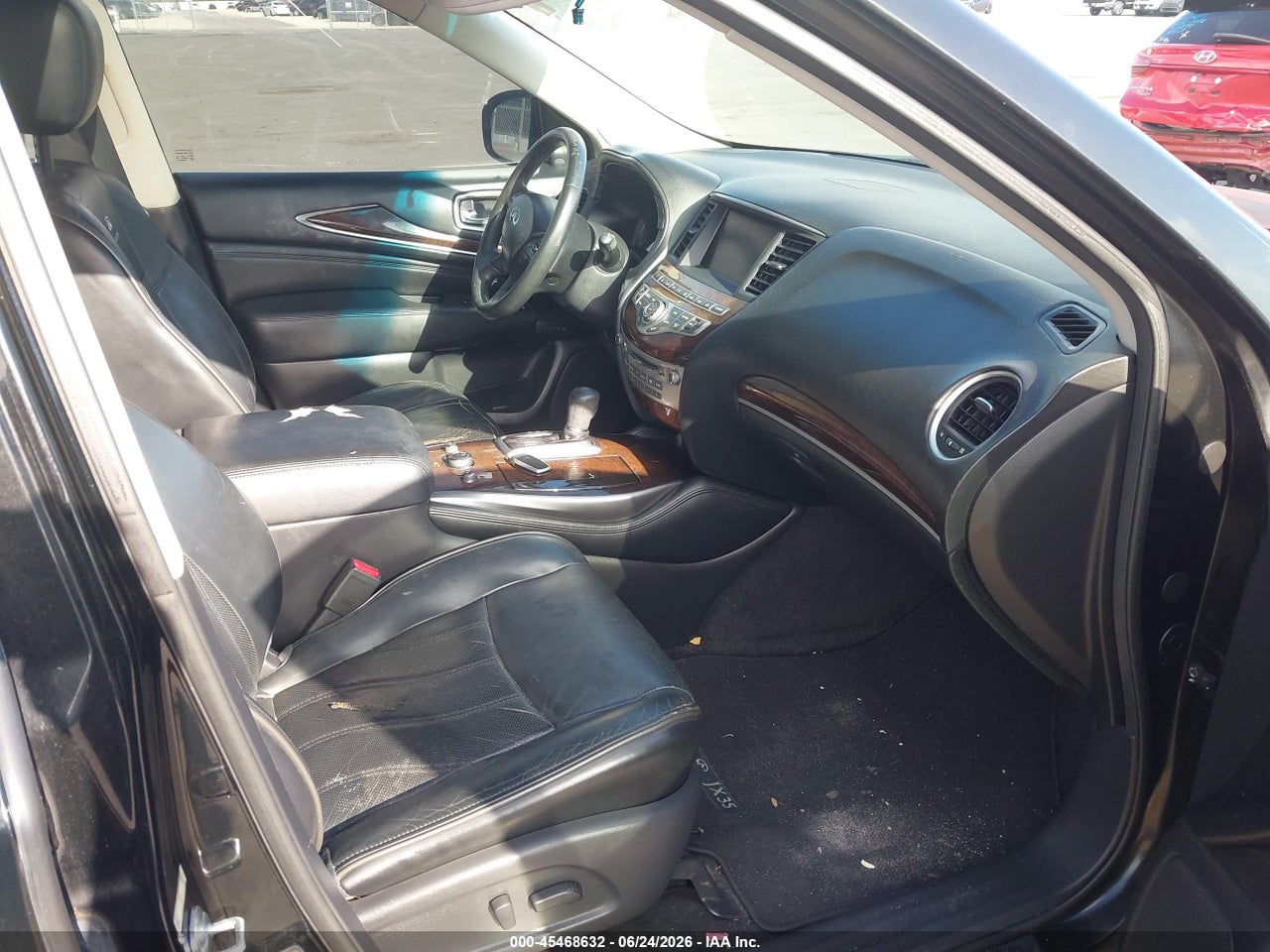 2013 INFINITI JX35   · 5/11