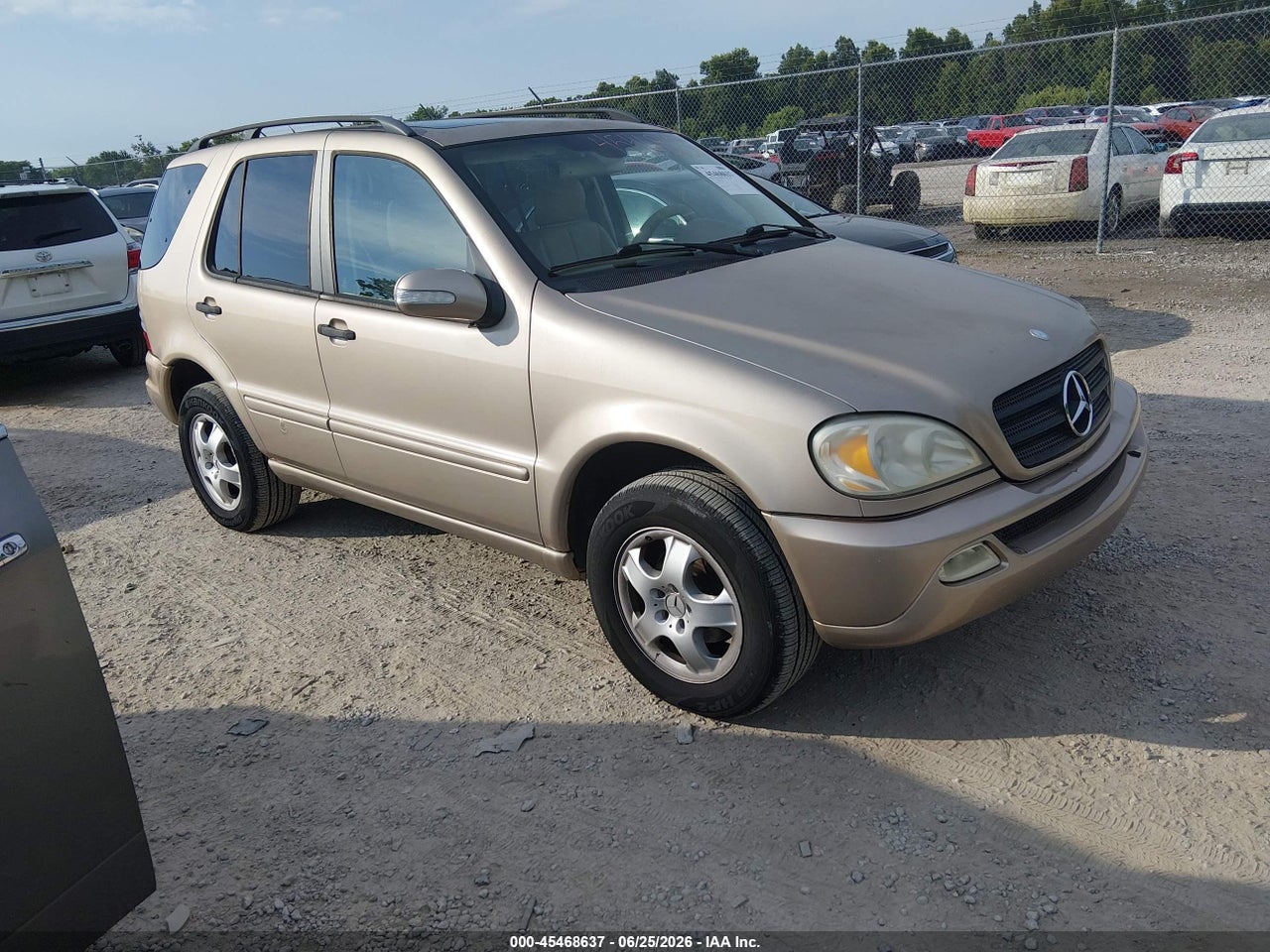 4JGAB57E24A****** · 2004 MERCEDES-BENZ ML 350 4MATIC