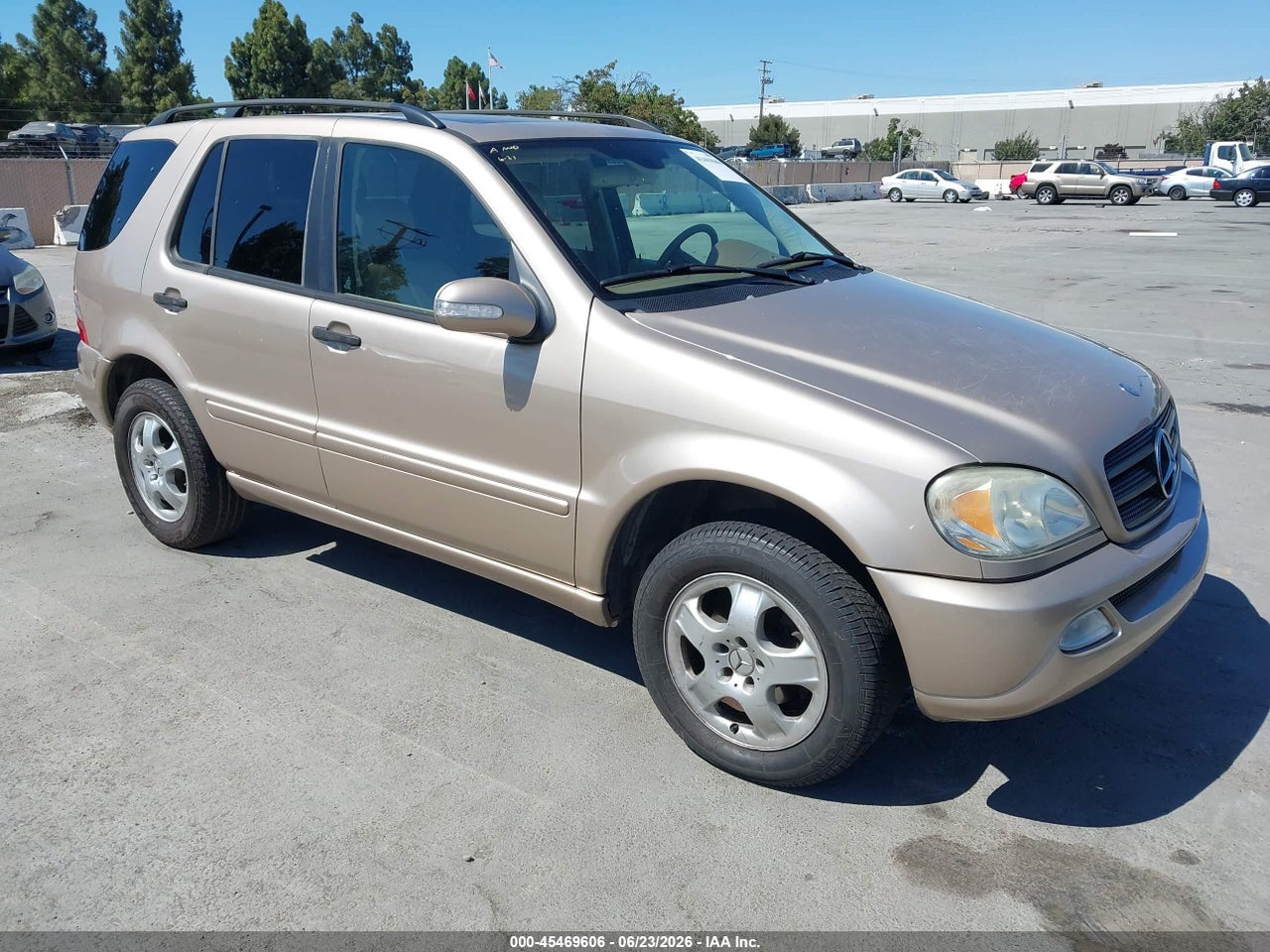 4JGAB54E73A****** · 2003 MERCEDES-BENZ ML 320