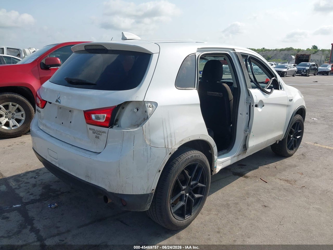 2017 MITSUBISHI OUTLANDER SPORT 2.4 SE · 4/11