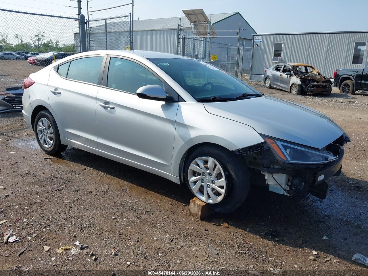 5NPD74LF5KH****** · 2019 HYUNDAI ELANTRA SE