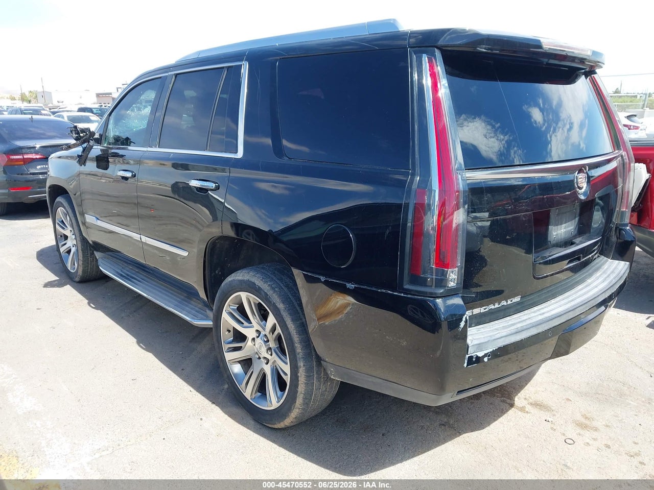 2015 CADILLAC ESCALADE LUXURY · 3/11