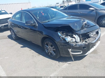 2012 VOLVO S60 T5