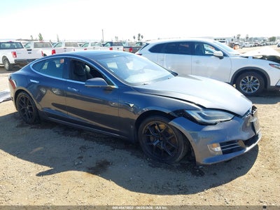 5YJSA1E21JF****** · 2018 TESLA MODEL S 100D/75D/P100D