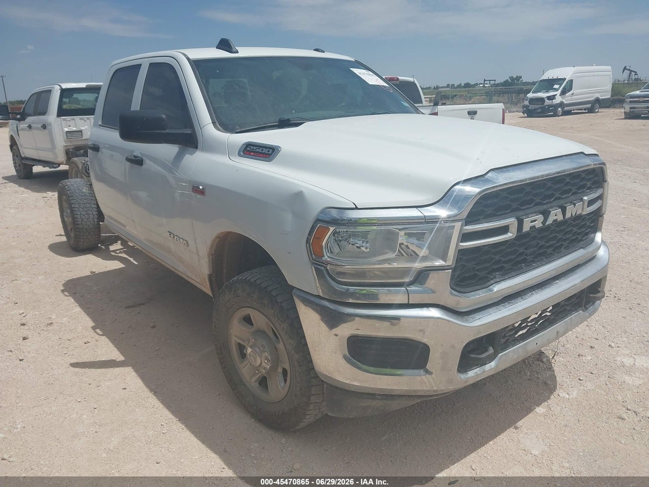3C6UR5HJ5NG****** · 2022 RAM 2500 TRADESMAN  4X4 8' BOX