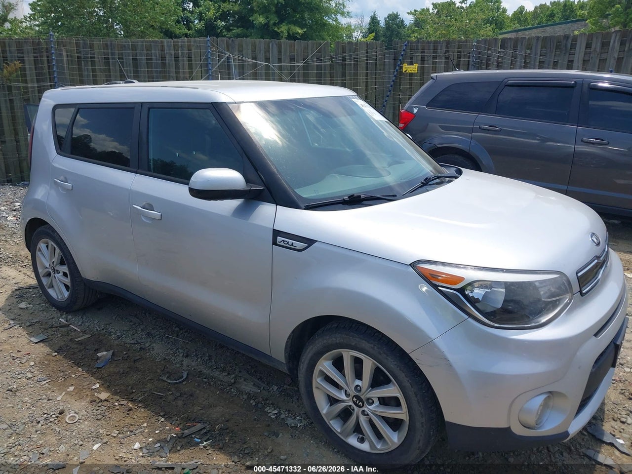 KNDJP3A59H7****** · 2017 KIA SOUL +