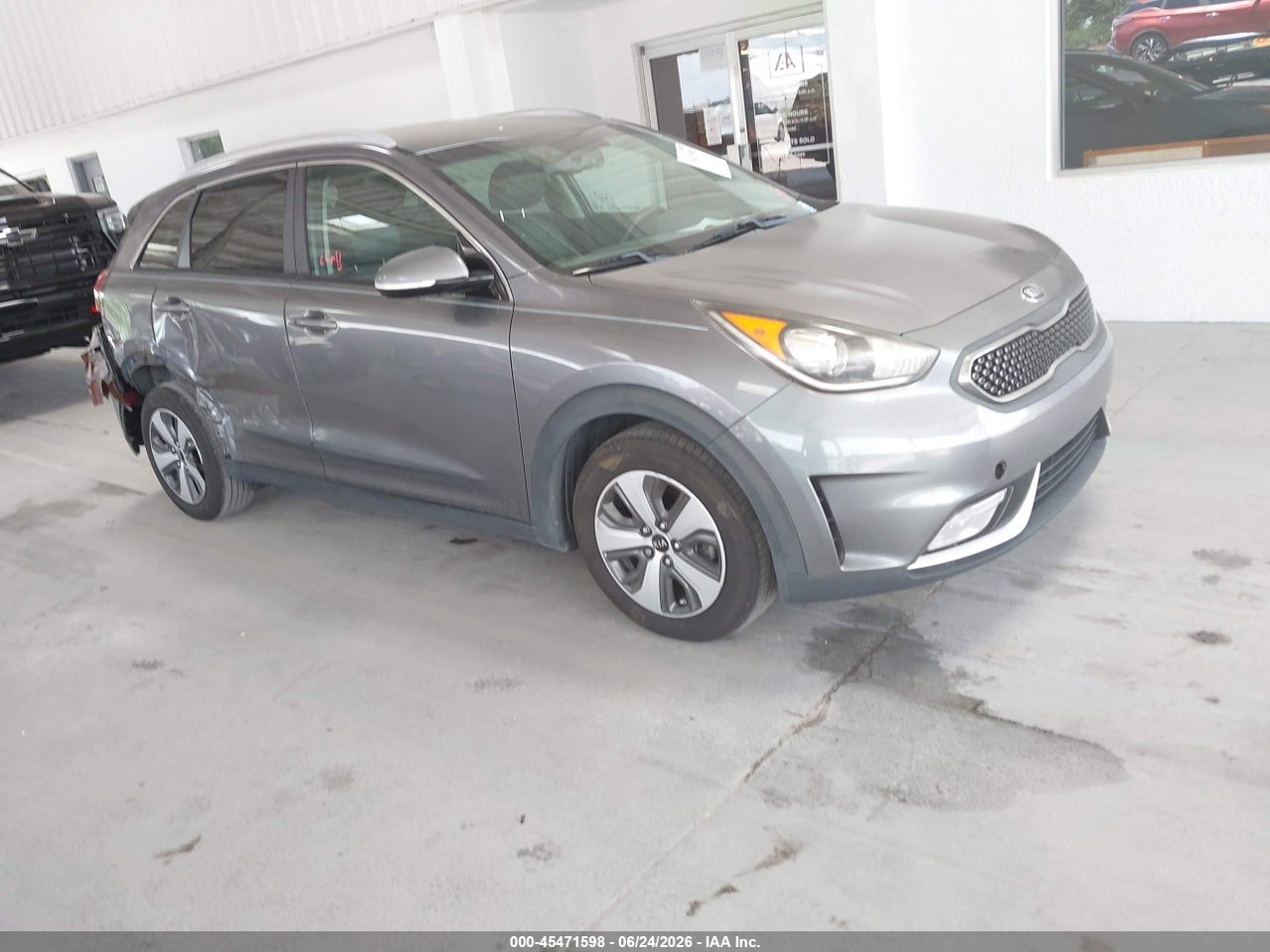 KNDCC3LC4J5****** · 2018 KIA NIRO EX