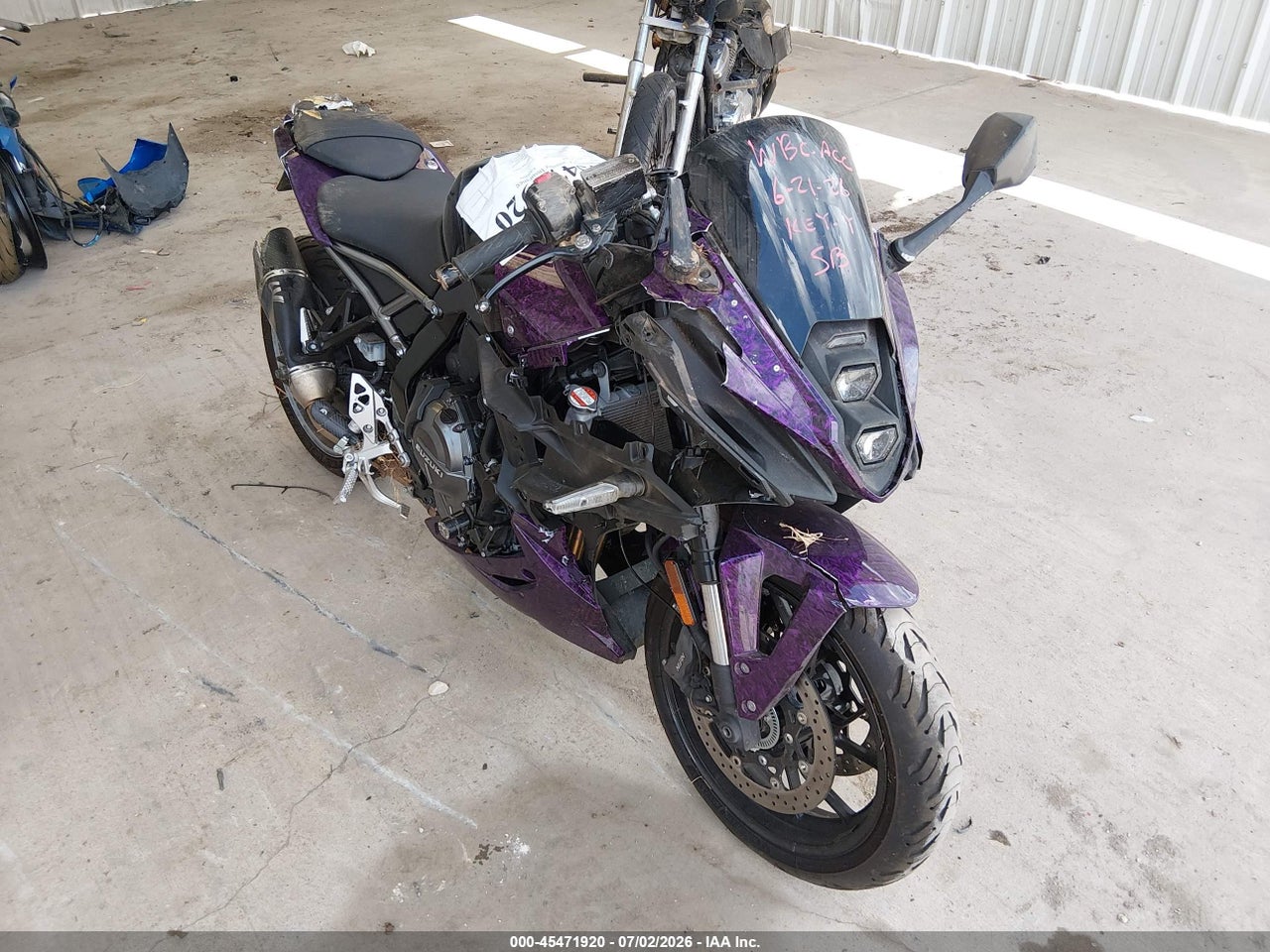 2024 SUZUKI GSX800 F