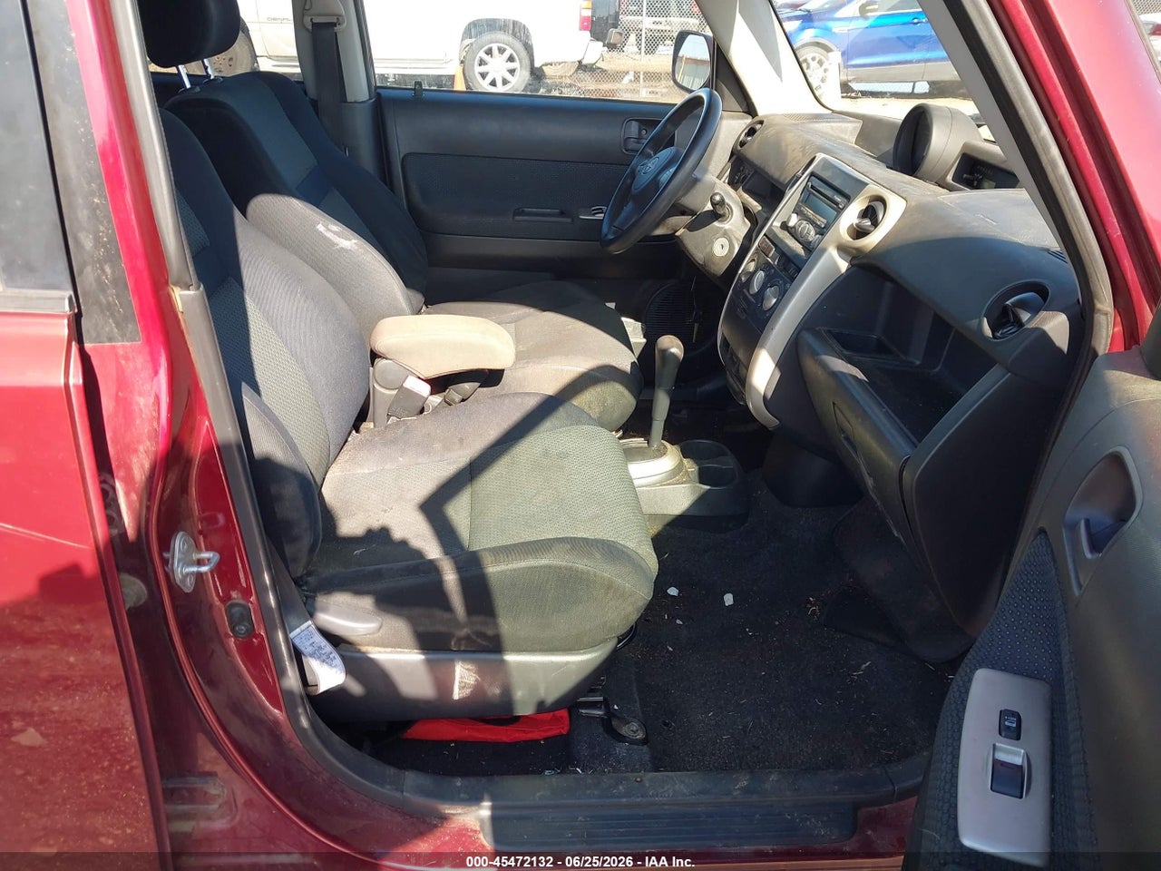 2006 SCION XB   · 5/11
