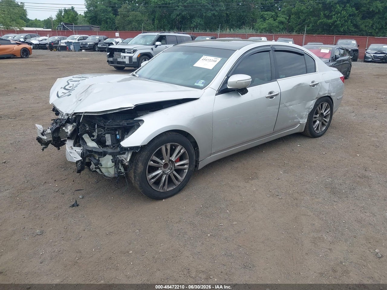 2011 HYUNDAI GENESIS 4.6 · 2/11