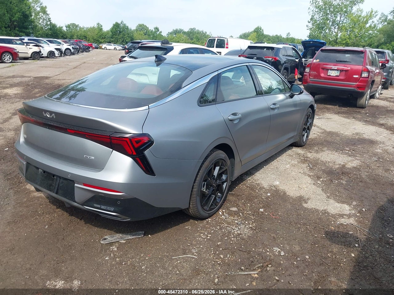2026 KIA K5 GT-LINE AWD · 4/11