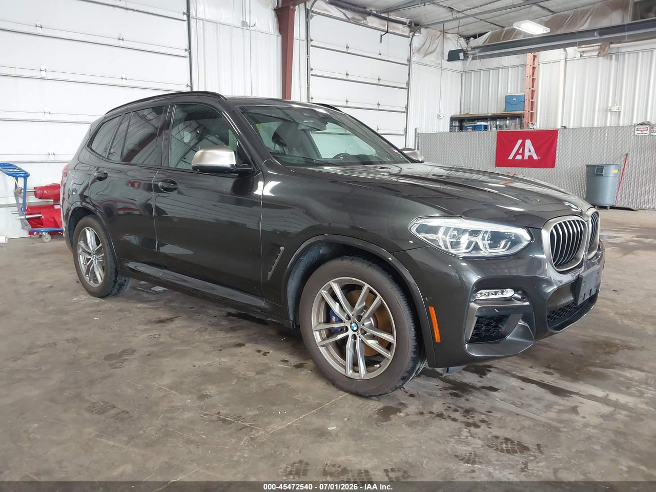 5UXTS3C58J0****** · 2018 BMW X3 M40I