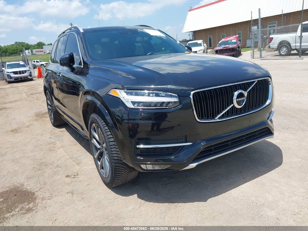 YV4A22PK9H1****** · 2017 VOLVO XC90 T6 MOMENTUM