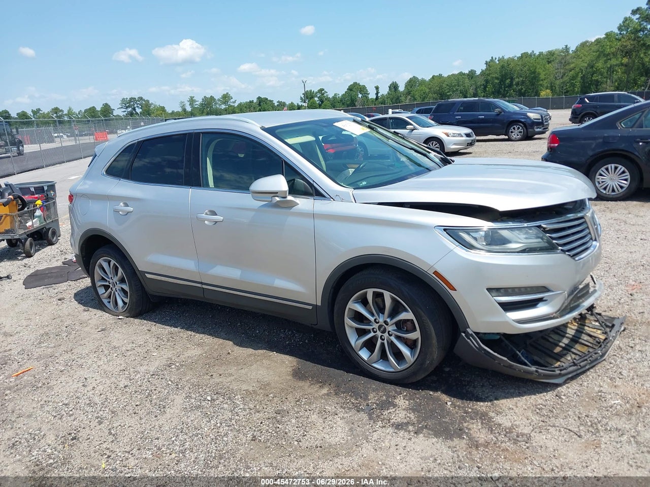 5LMCJ2C93GU****** · 2016 LINCOLN MKC SELECT