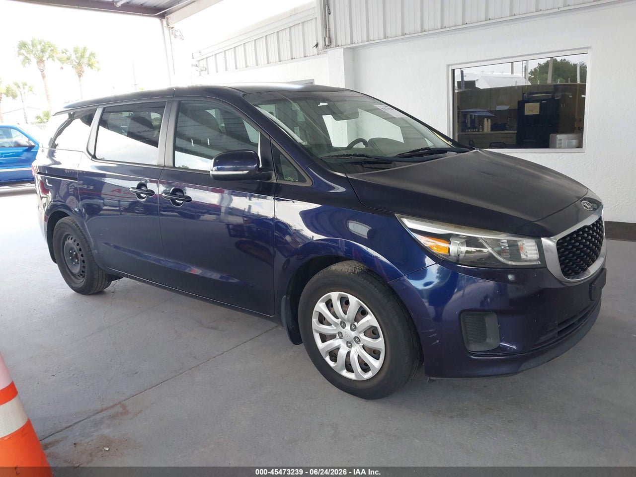 KNDMA5C17J6****** · 2018 KIA SEDONA L