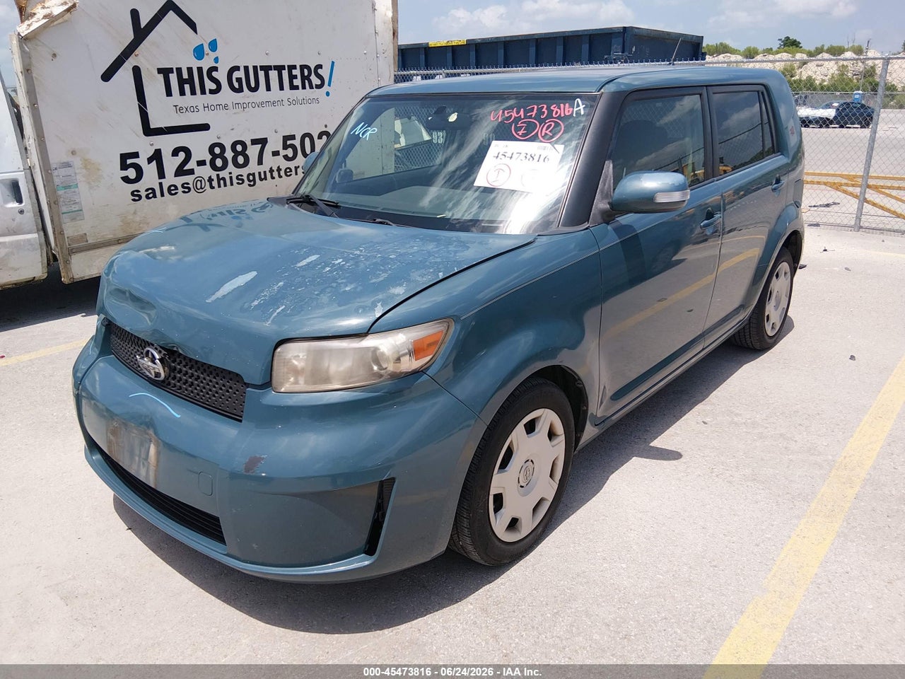 2010 SCION XB · 2/11