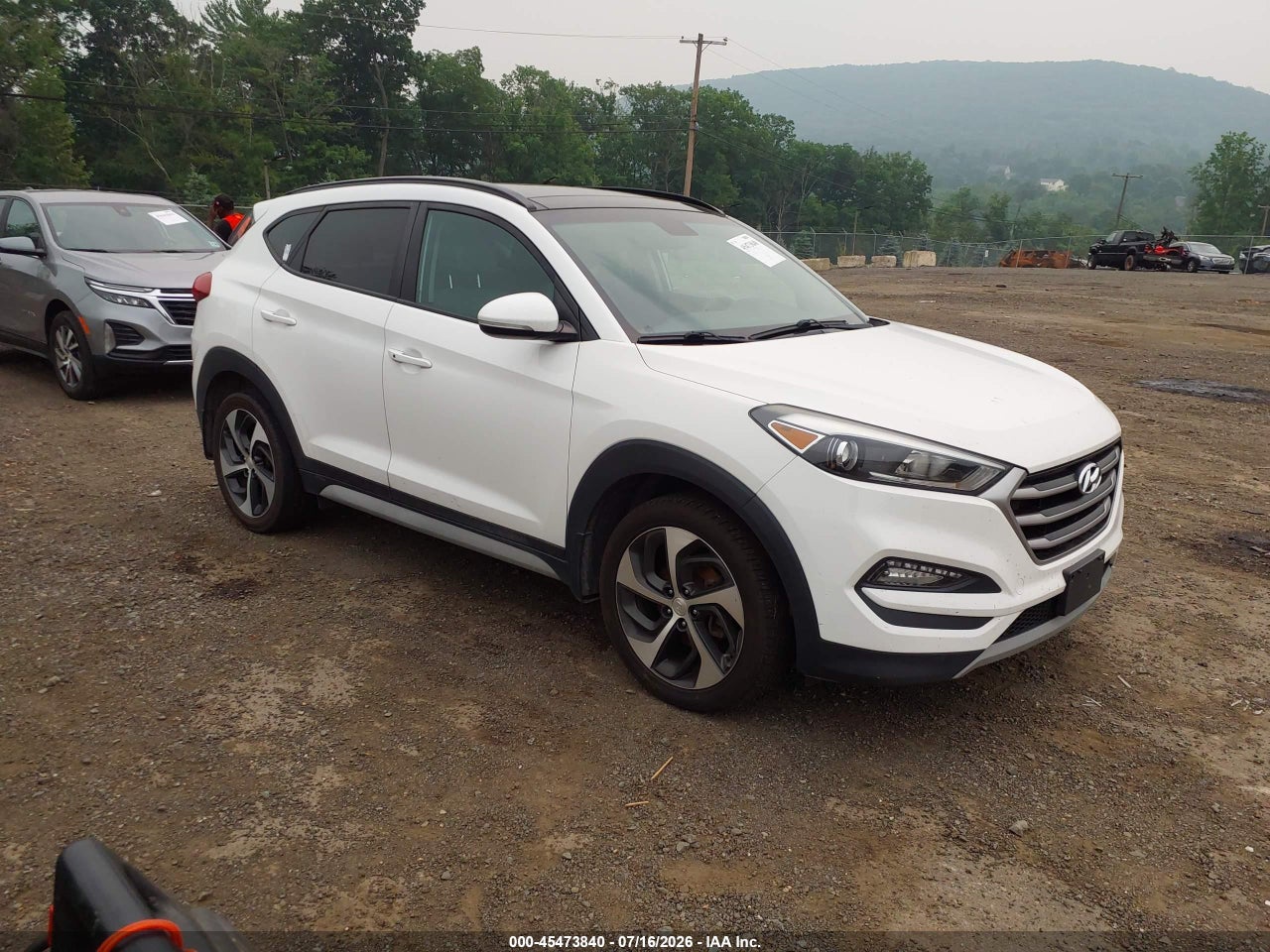 KM8J3CA26JU****** · 2018 HYUNDAI TUCSON VALUE