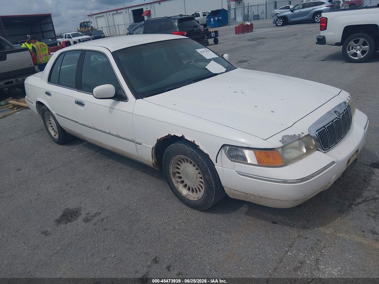 2MEFM75W1WX****** · 1998 MERCURY GRAND MARQUIS