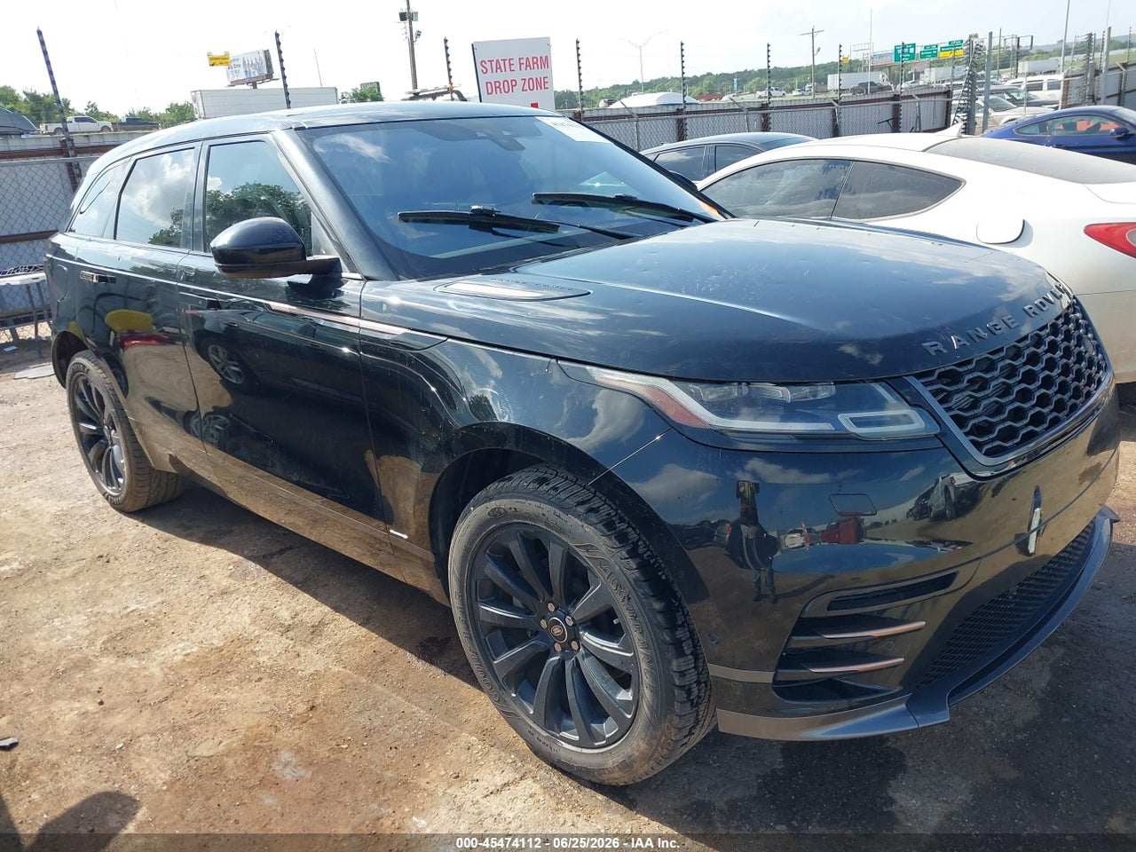 SALYL2RX1JA****** · 2018 LAND ROVER RANGE ROVER VELAR P250 SE R-DYNAMIC