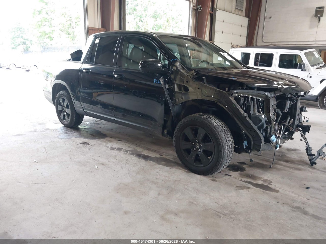 5FPYK3F87KB****** · 2019 HONDA RIDGELINE BLACK EDITION
