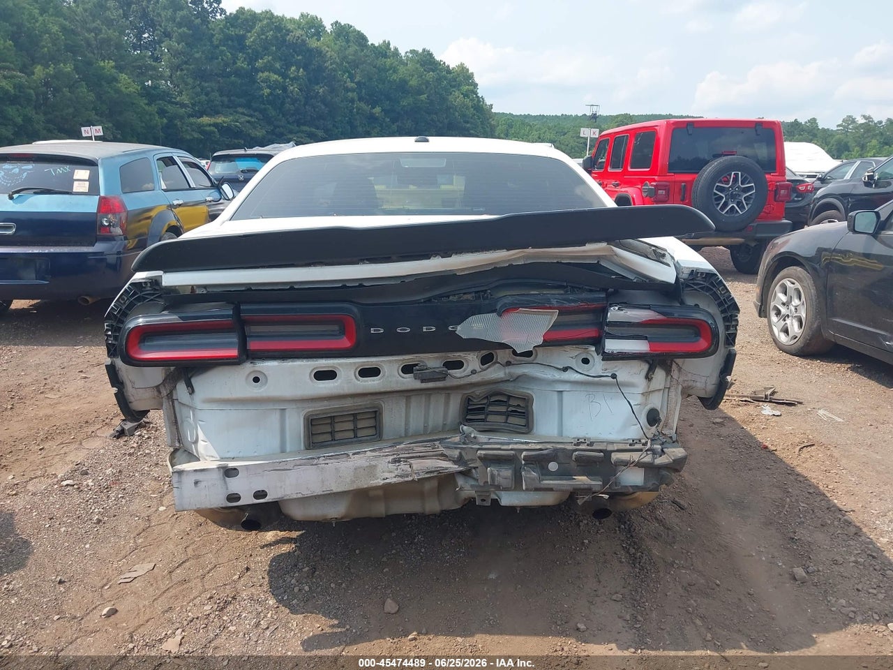2016 DODGE CHALLENGER SXT · 6/11
