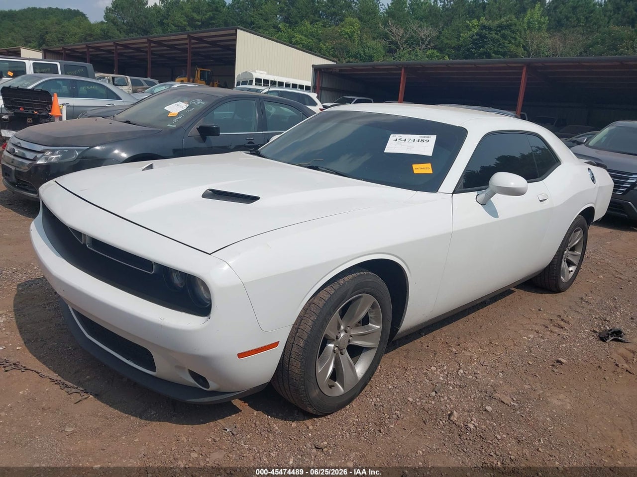 2016 DODGE CHALLENGER SXT · 2/11