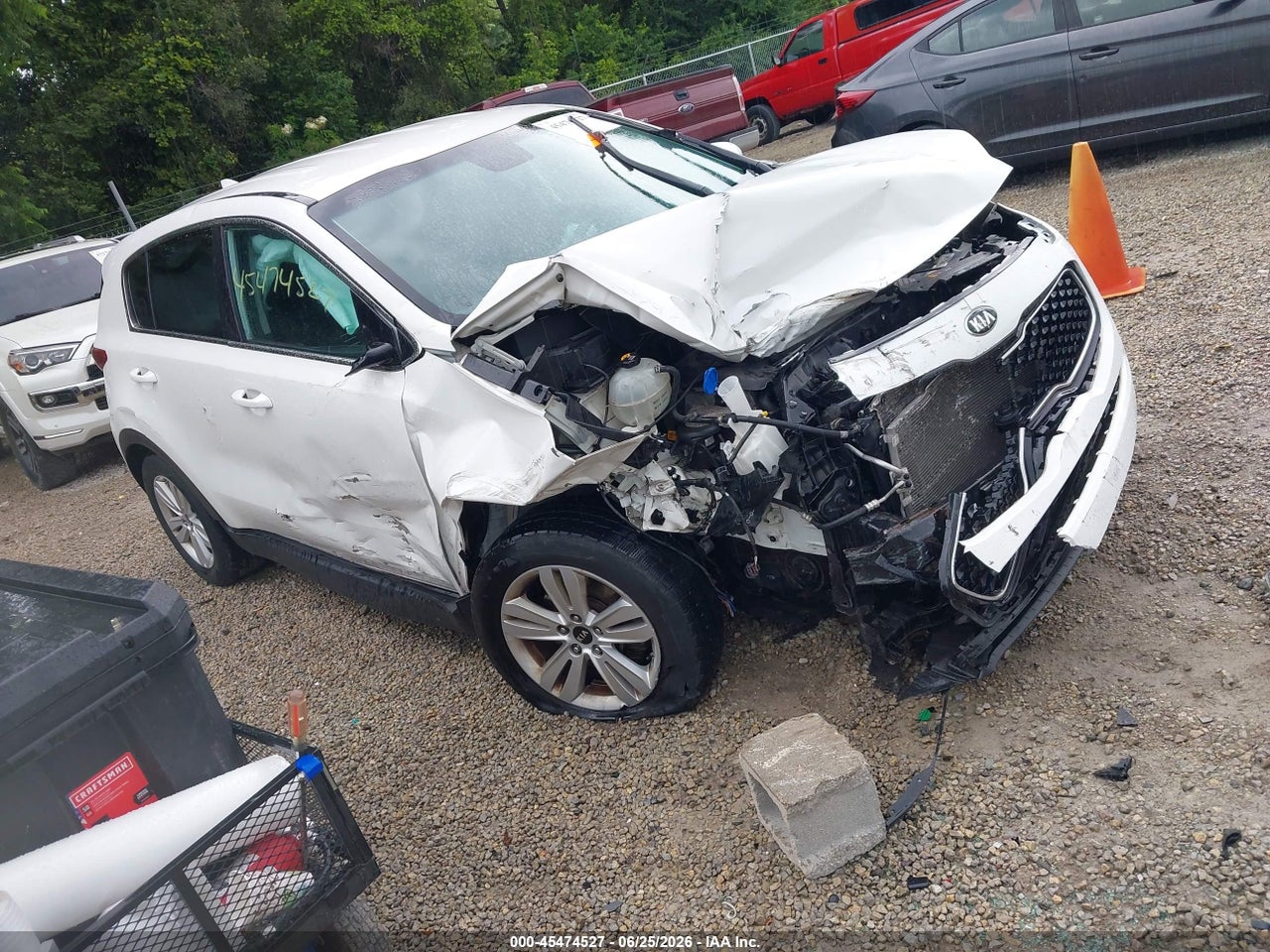 KNDPM3AC9J7****** · 2018 KIA SPORTAGE LX