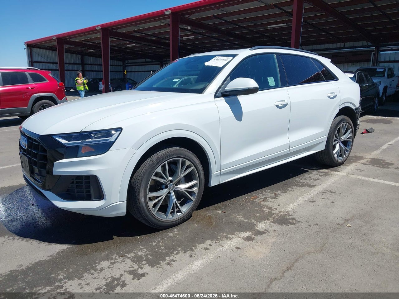 2020 AUDI Q8 PREMIUM 55 TFSI QUATTRO TIPTRONIC · 2/11
