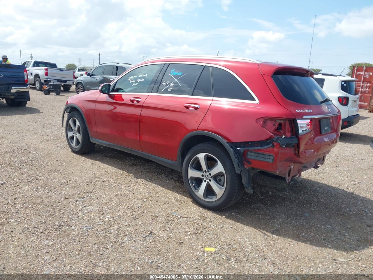 2019 MERCEDES-BENZ GLC 300 · 3/11