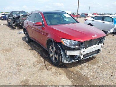 WDC0G4JB6KV****** · 2019 MERCEDES-BENZ GLC 300