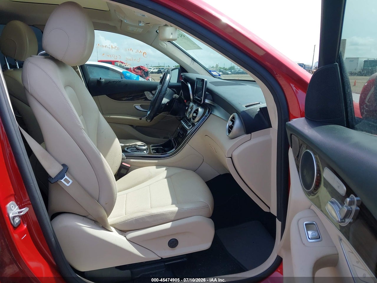 2019 MERCEDES-BENZ GLC 300 · 5/11
