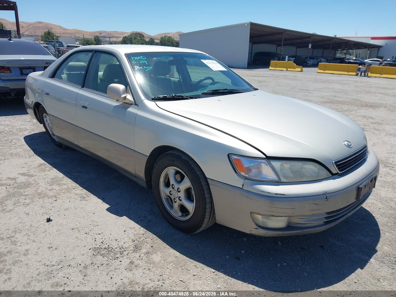 JT8BF28G0X0****** · 1999 LEXUS ES 300
