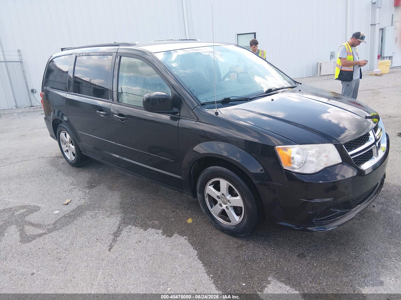 2C4RDGCG1DR****** · 2013 DODGE GRAND CARAVAN SXT