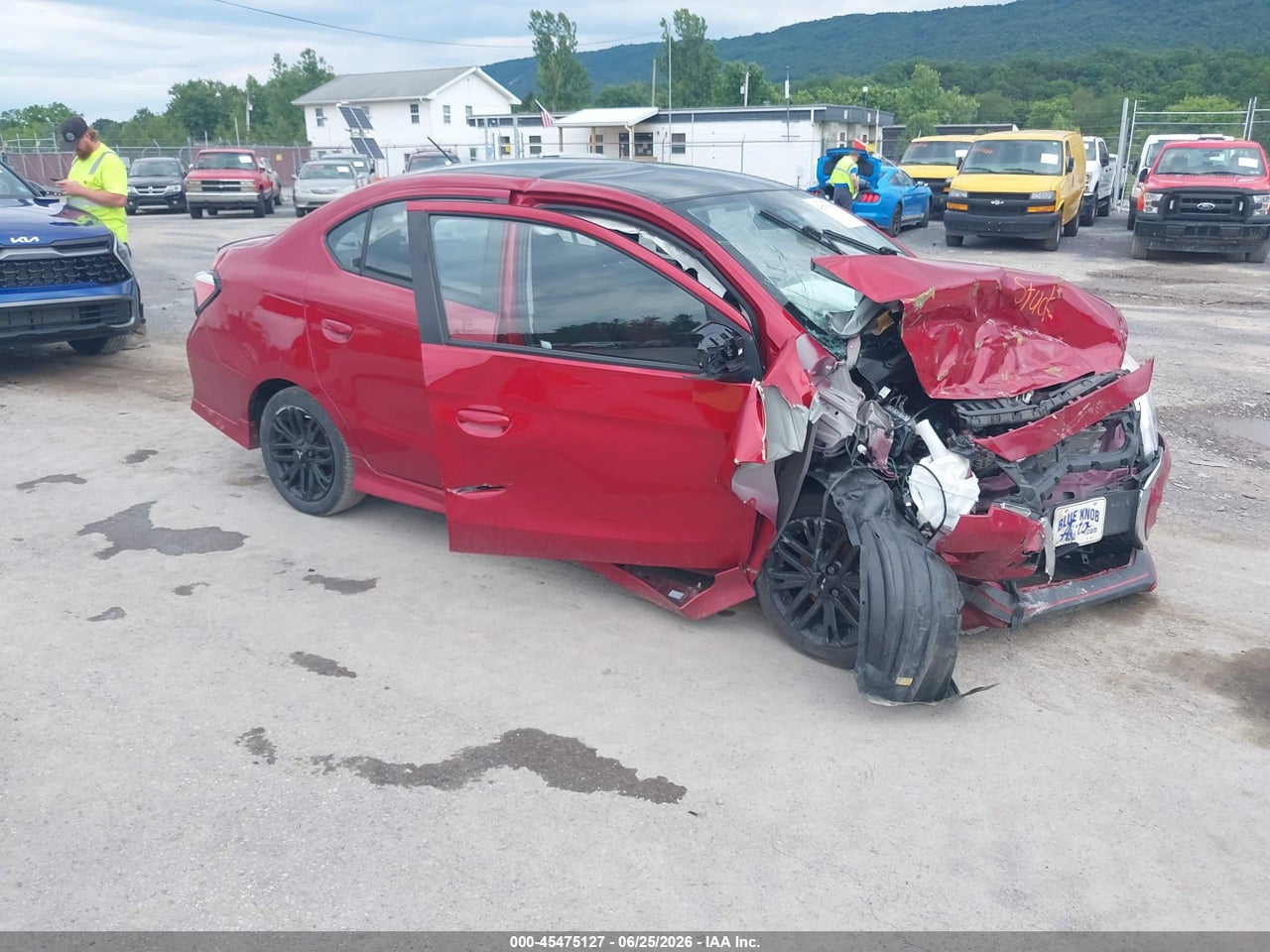 ML32FUFJ6RH****** · 2024 MITSUBISHI MIRAGE G4 BLACK EDITION/ES/LE