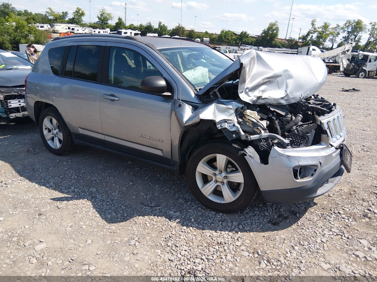 1C4NJCBAXGD****** · 2016 JEEP COMPASS SPORT