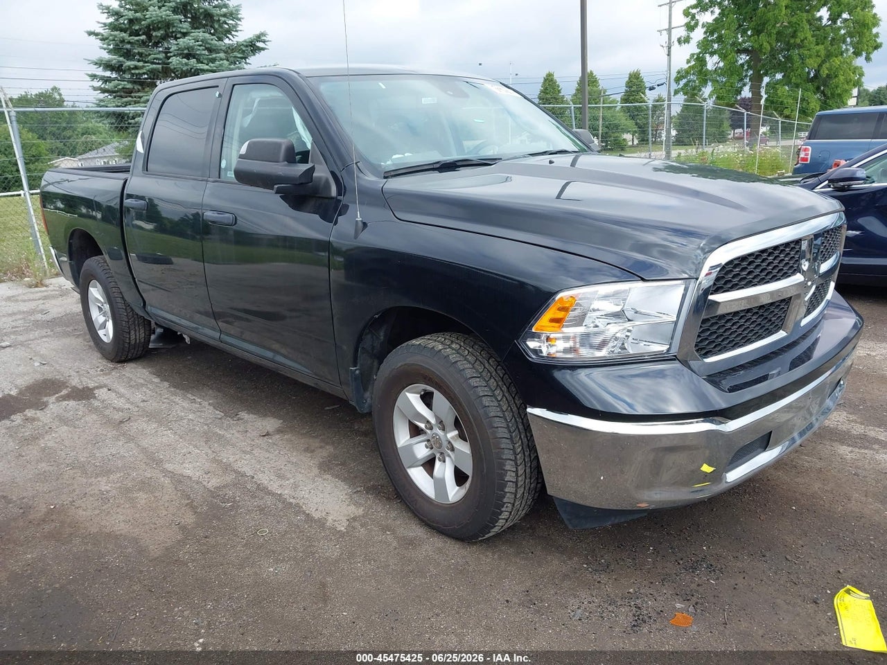 2023 RAM 1500 CLASSIC SLT 4X4 5'7 BOX