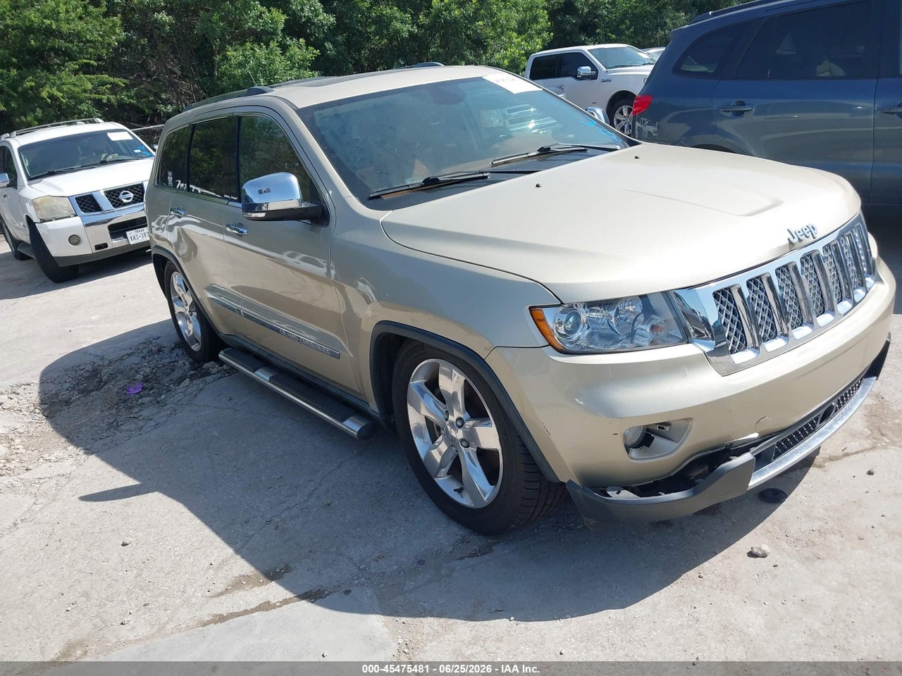 1J4RR6GT4BC****** · 2011 JEEP GRAND CHEROKEE OVERLAND