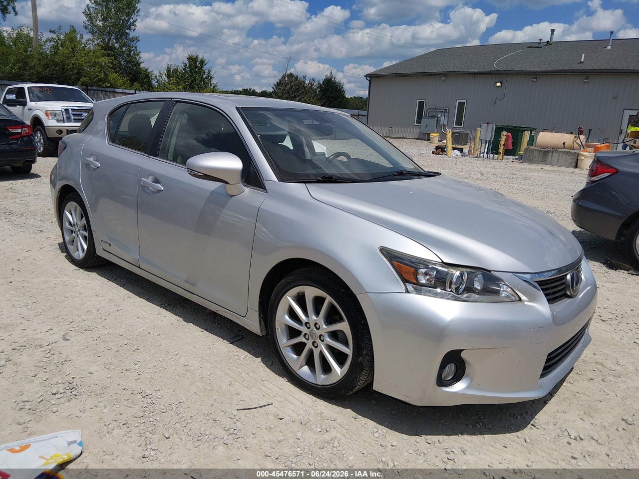 JTHKD5BH5D2****** · 2013 LEXUS CT 200H