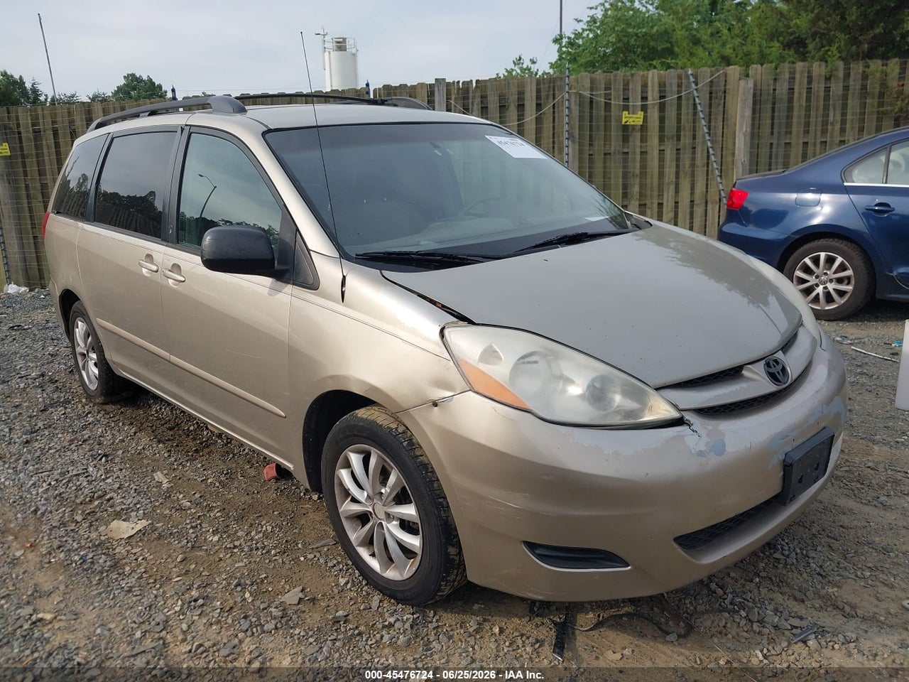 5TDZK23C49S****** · 2009 TOYOTA SIENNA LE