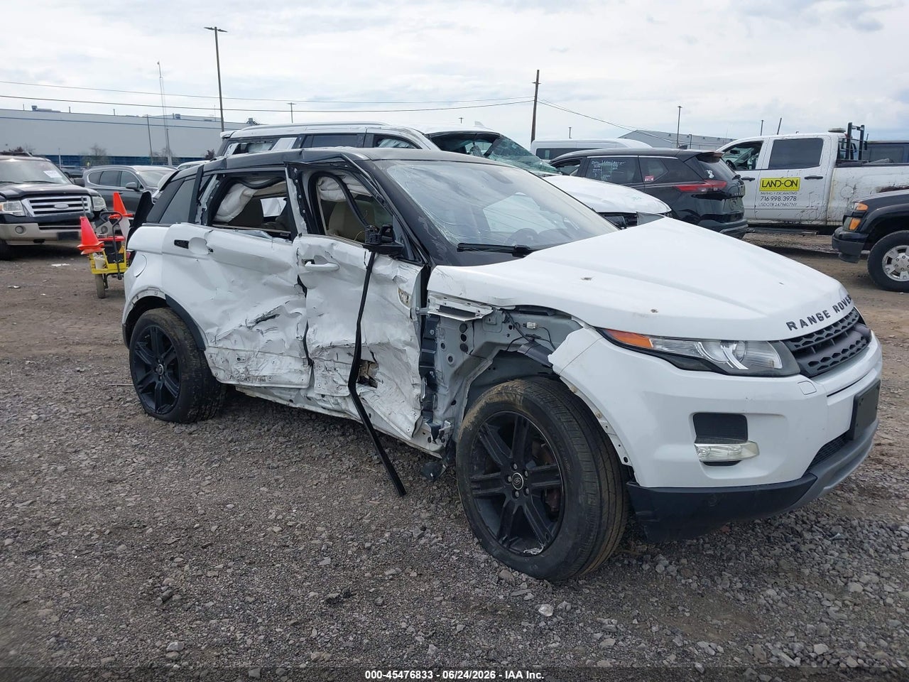 SALVP2BG7DH****** · 2013 LAND ROVER RANGE ROVER EVOQUE PURE