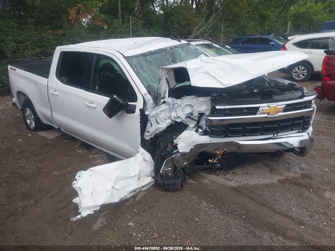 1GCUKDED9TZ****** · 2026 CHEVROLET SILVERADO 1500 4WD  STANDARD BED LT