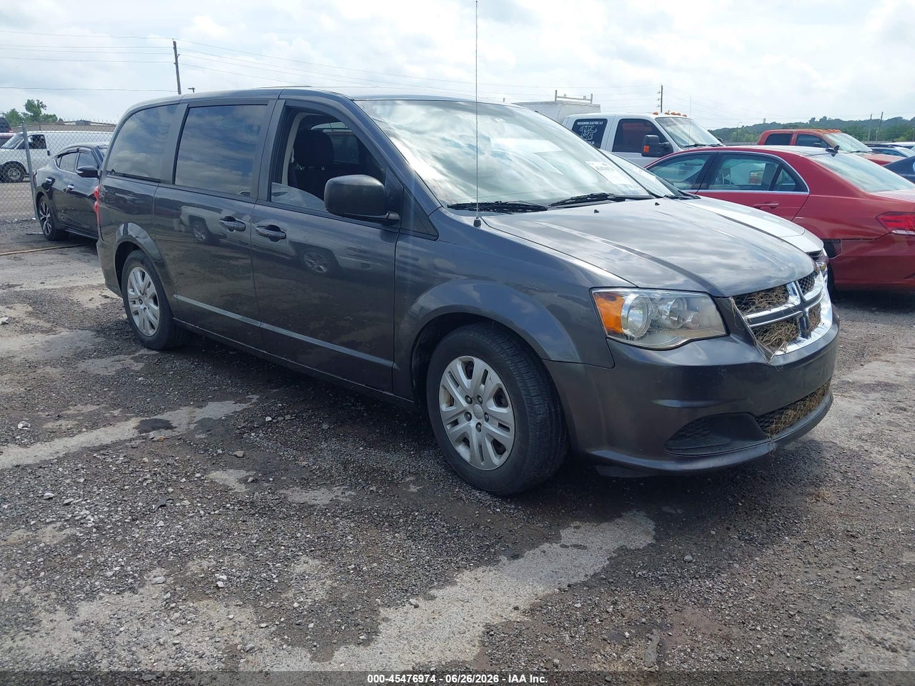 2C4RDGBG8JR****** · 2018 DODGE GRAND CARAVAN SE