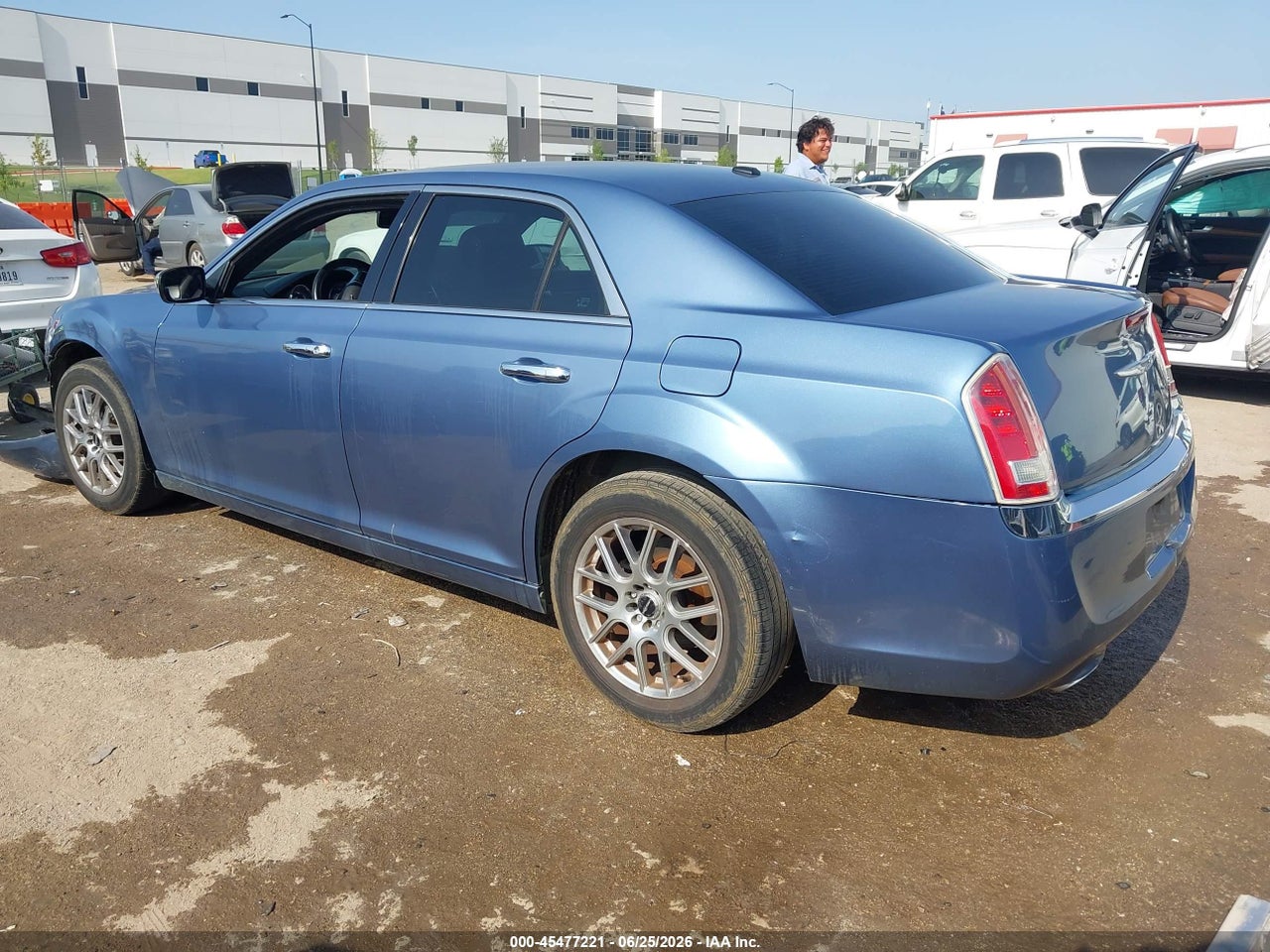 2011 CHRYSLER 300 LIMITED · 3/11