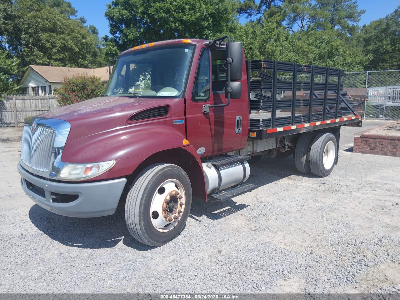 2015 INTERNATIONAL 4000 4300 · 2/11