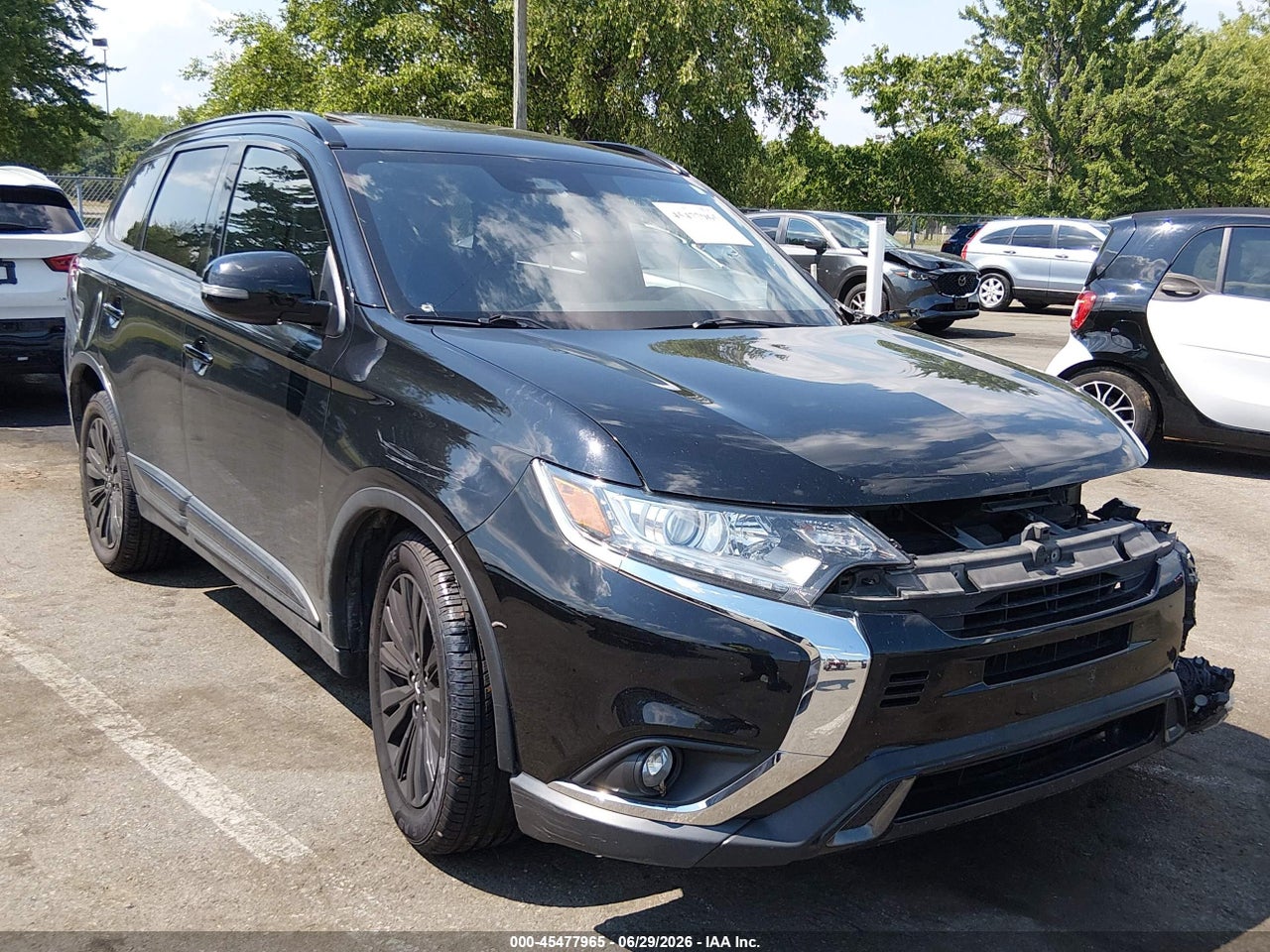 JA4AZ3A32LZ****** · 2020 MITSUBISHI OUTLANDER LE 2.4 S-AWC